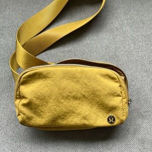 Lululemon belt bag